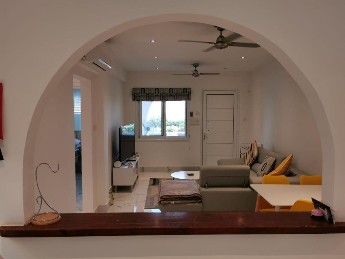 Paphos Gardens Apartment Esterno foto
