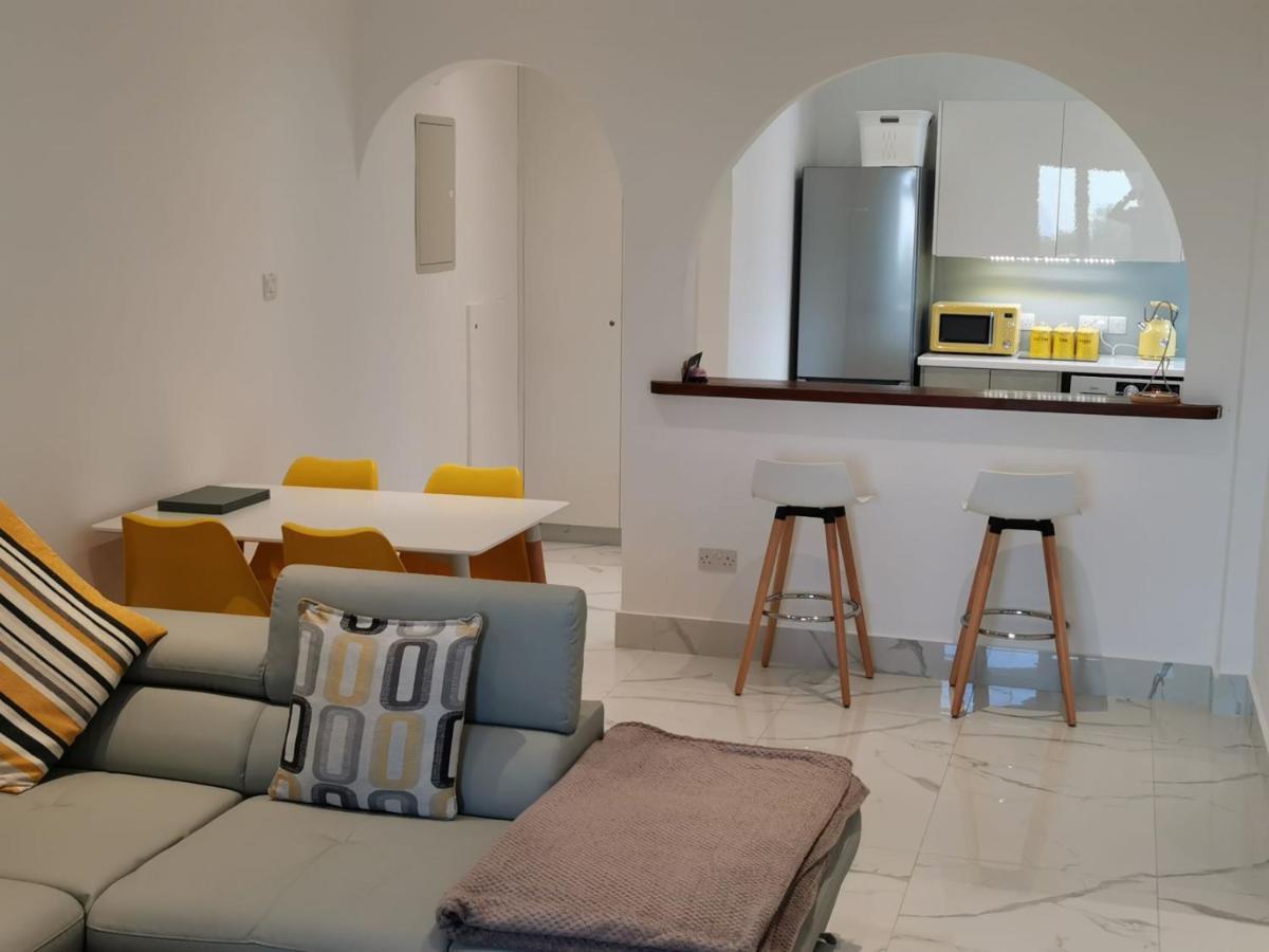 Paphos Gardens Apartment Esterno foto