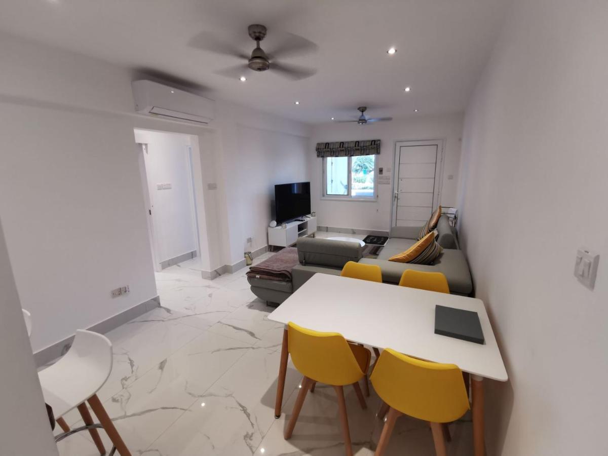 Paphos Gardens Apartment Esterno foto