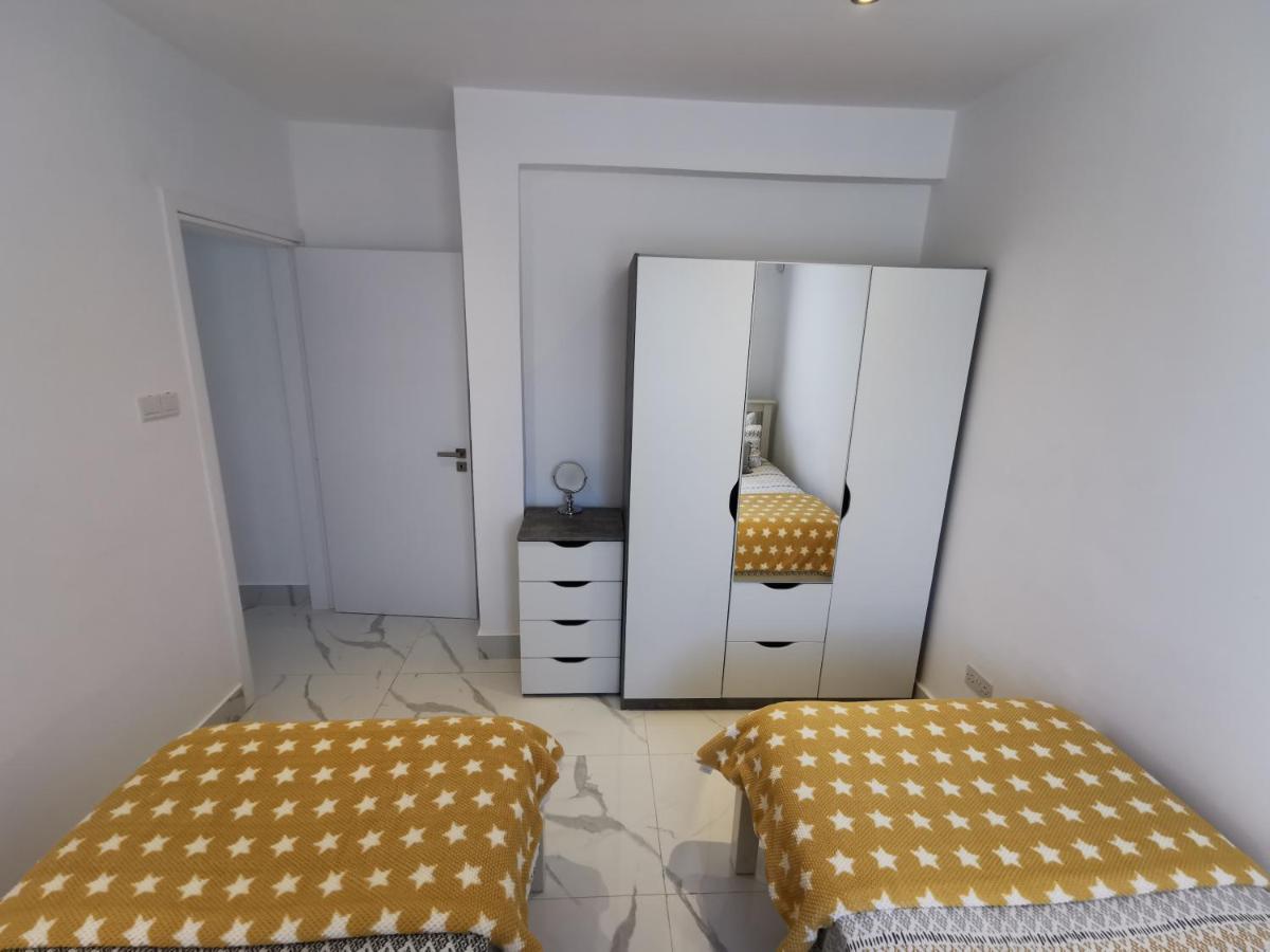 Paphos Gardens Apartment Esterno foto