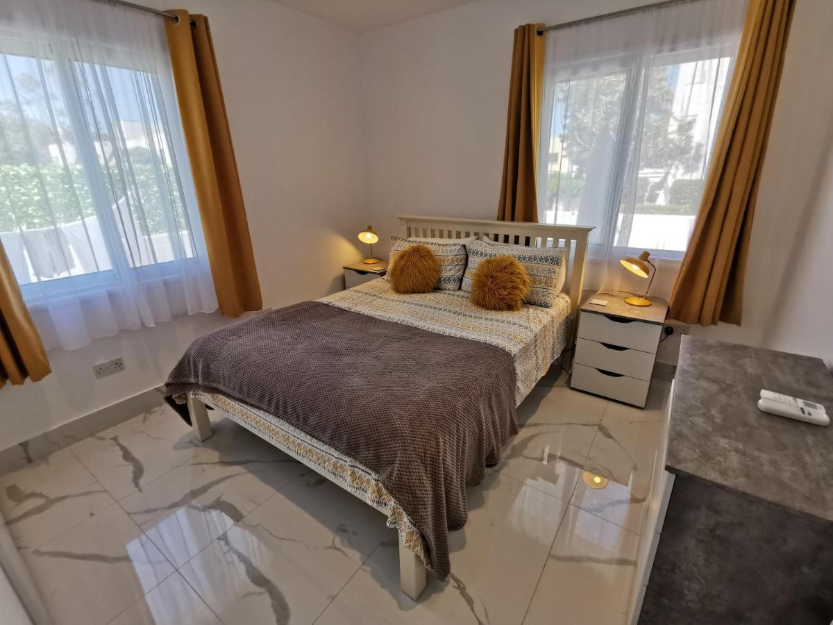 Paphos Gardens Apartment Esterno foto
