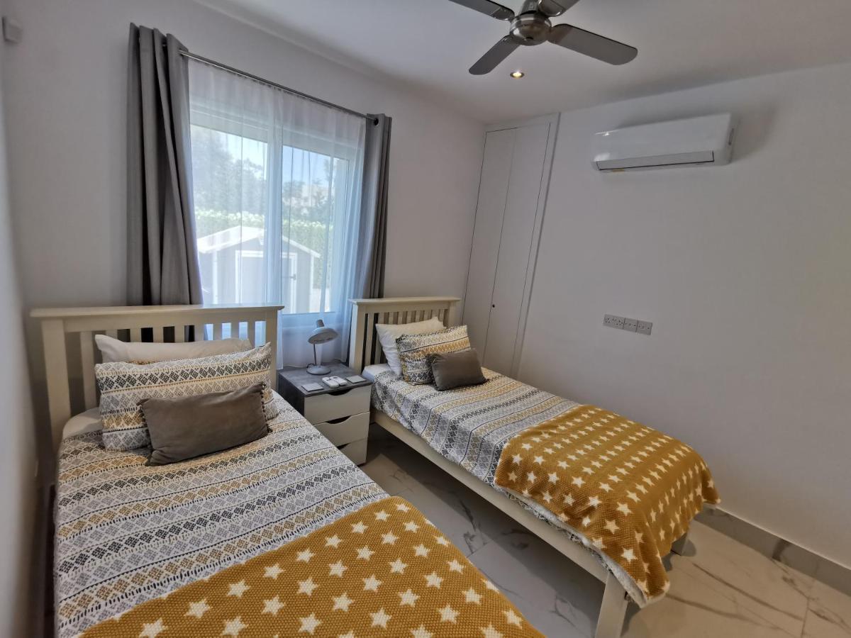 Paphos Gardens Apartment Esterno foto